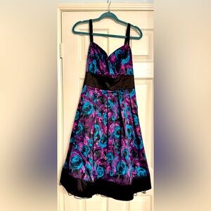Torrid Vintage Tea Dress Sz 16 Purple Flowers